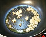 挽き肉もやしワカメスープ作り方1写真