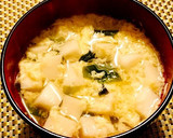 簡単！はんぺんと溶き卵とワカメのお吸い物作り方6写真