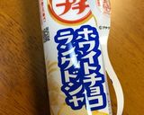 ポケモン好きのケーキに☆モンスターボール作り方1写真