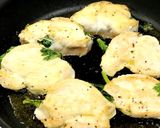 鶏ムネ肉の春菊チーズはさみ焼き♪ヘルシー作り方9写真