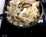 手抜きシンプル満腹♪ 鶏ときのこのスープ作り方3写真