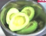 丸ごと☆アボカドグラタン作り方1写真