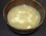 シンプルにお豆腐少し味噌きかせて味噌汁作り方13写真