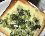 野沢菜マヨネーズトースト(ϋ)/作り方3写真