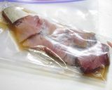 簡単！炙りしめ鯖と新玉葱の黒酢炒め作り方2写真