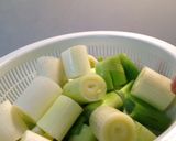 【20分で】ネギが主役のおかずスープ作り方1写真