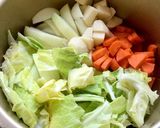 簡単★野菜たっぷりコンソメスープ♬作り方1写真
