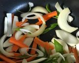 野菜たっぷり東丸ちゃんぽんラーメン作り方2写真