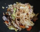 野菜たっぷり！かんたんにんにく焼きそば作り方5写真