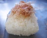 ◆金髪モヒカン＊おかか頭のおにぎり君◆作り方3写真