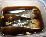 お魚のにんにく醤油漬け作り方2写真