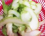 セロリの塩昆布炒め作り方1写真