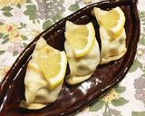 カットレモンを餃子にかける作り方3写真
