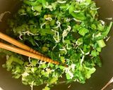パクパク食べちゃう！蕪の葉でおにぎり♡作り方1写真