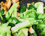 下ゆでブロッコリーと鶏肉の中華みそ炒め作り方3写真