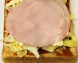 ピザソース☆Wハムチーズホットサンド作り方3写真