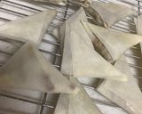 からし醤油で旨っ！☆納豆の三角春巻き作り方10写真