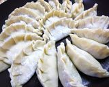 意外と簡単♪皮から作る もちっカリッ餃子作り方31写真