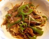 青椒肉絲風のオイスターソースで炒め物作り方8写真