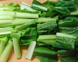 朝食にも小松菜としめじ えのきのお味噌汁作り方1写真