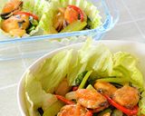 小さめムール貝と野菜のカレー風味炒め♪作り方4写真