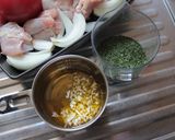 焼きっぱなし✿トマトと鶏肉の塩パセリ焼き作り方3写真