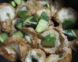 春キュウリと揚げ麩の炒め物作り方3写真