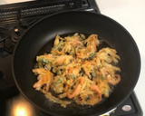 【惣菜アレンジ】簡単卵とじのかき揚げ丼作り方1写真