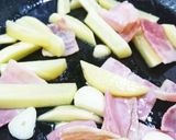 新じゃがとベーコンのニンニクスタミナ炒め作り方1写真
