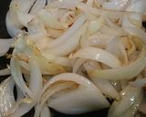 新玉ねぎと豚肩ロースと椎茸の醤油だれ炒め作り方4写真