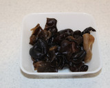 簡単！豆苗と豚肉ときくらげの中華炒め作り方1写真