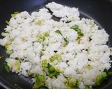 簡単！小松菜の炒飯(炒め方のコツあり)作り方1写真