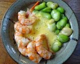 海老とそら豆の黄身酢ムース添え作り方5写真