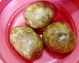 蒸かしたじゃがいもの塩辛のせ作り方2写真