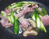 アスパラと椎茸とベーコンの焼きそば作り方3写真