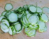 柚子風味✨きゅうりとわかめの酢の物作り方1写真