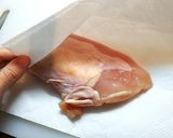 鳥むね肉で簡単☆自家製サラダチキン☆作り方1写真