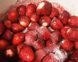 ゴロゴロ果肉の苺ジャム作り方1写真