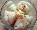 丸ごとレンチン玉ねぎ♪ピリ辛ラー油醤油味作り方3写真