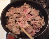 豚肉とシソの塩麹炒め作り方2写真