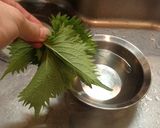 豚肉とシソの塩麹炒め作り方1写真