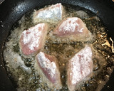 ブリと新玉ねぎの揚げ浸し。ちょいピリ辛！作り方1写真