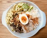 ザックザク☆茹でずに辛ラーメンサラダ作り方2写真