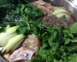 野草と鶏肉のスキヤキ風！作り方4写真