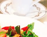 華やか♡イチゴと生ハムのリーフサラダ作り方5写真