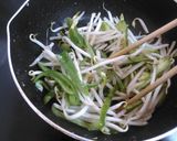 豚ともやしとピーマンの黒こしょう炒め作り方4写真
