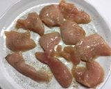 下味効果でふんわり柔らか♪鶏むね肉ピカタ作り方2写真