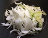 ごま油と生姜香る豚肉炒め　簡単作り方2写真