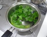 お酒のお供に☆三つ葉と湯葉の煮浸し作り方5写真