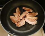 手羽とさつまいものニンニク味噌炒め作り方3写真